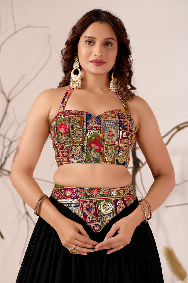 Kaali Katha Lehenga Ensemble