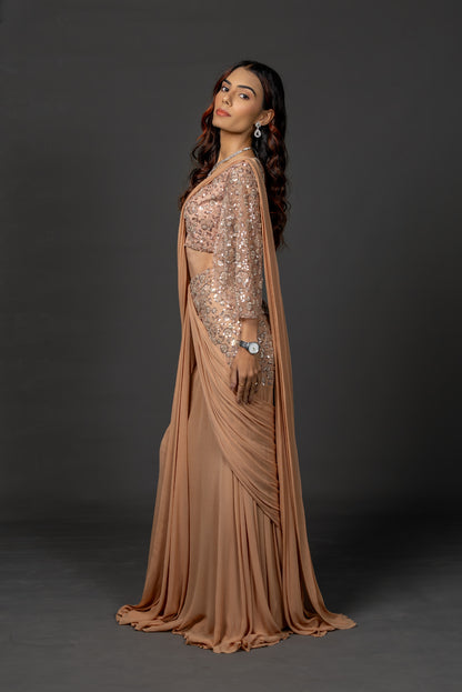 Mocha gleam saree
