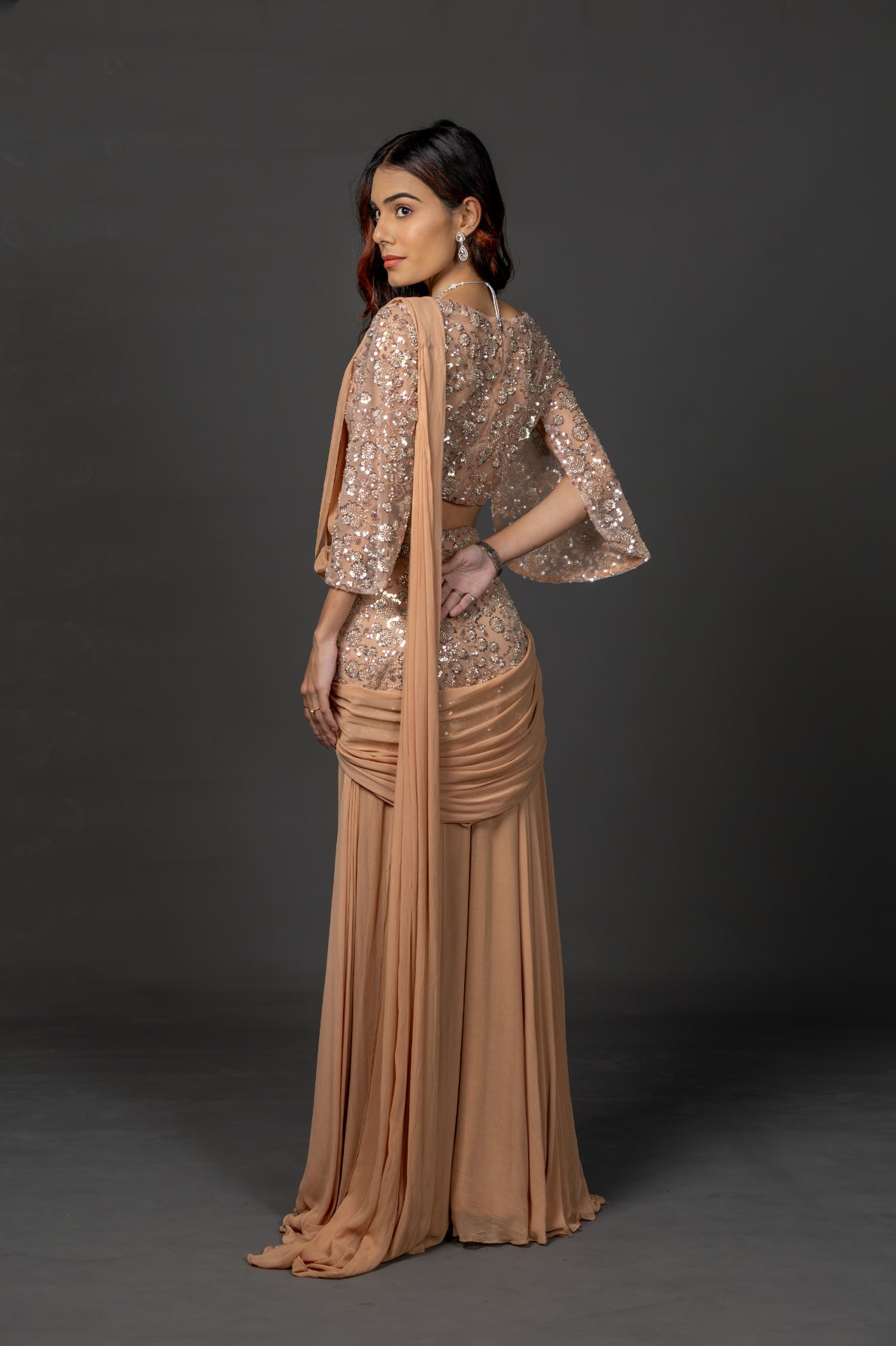Mocha gleam saree
