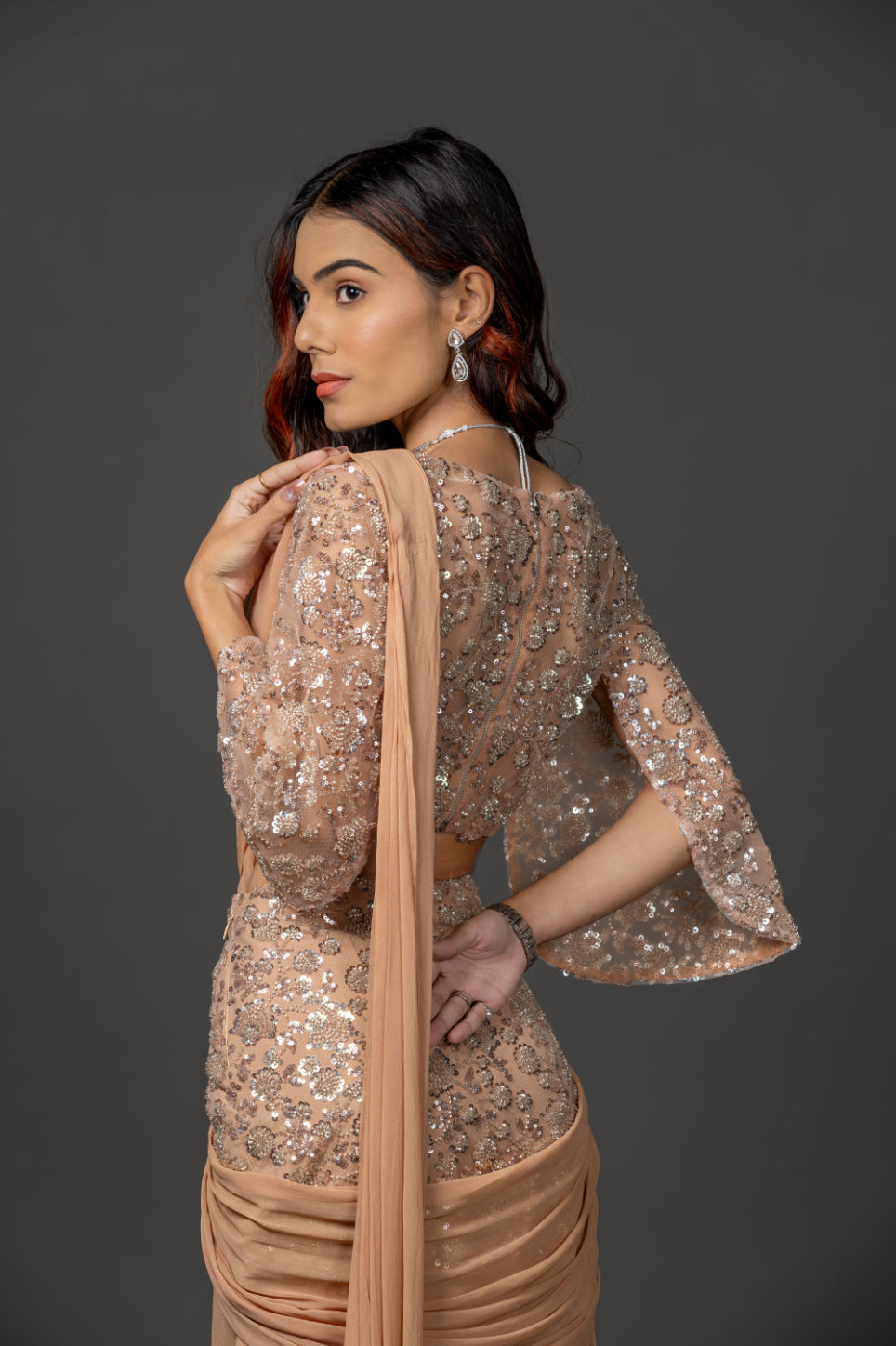 Mocha gleam saree